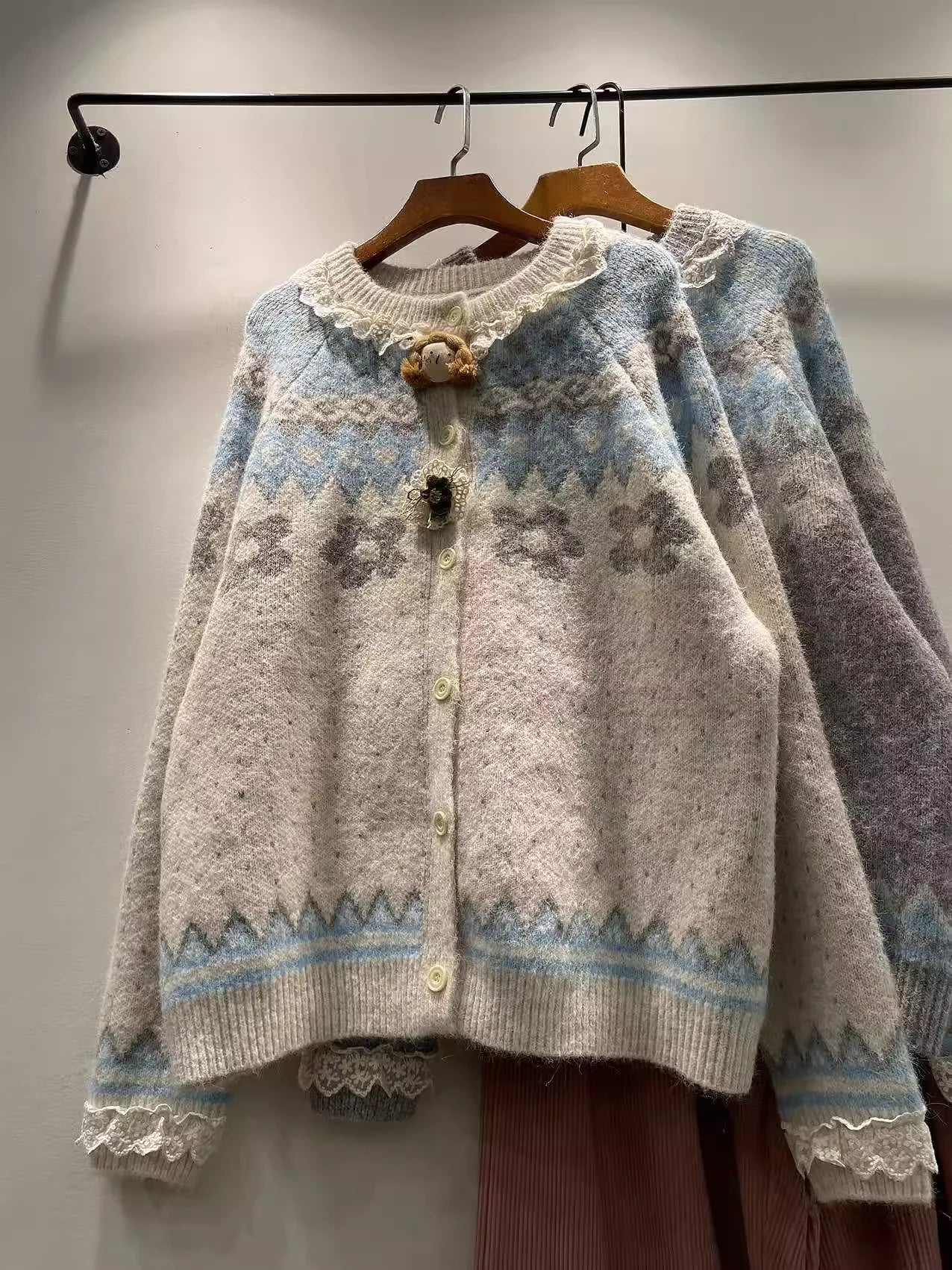 CARDIGAN BORELA