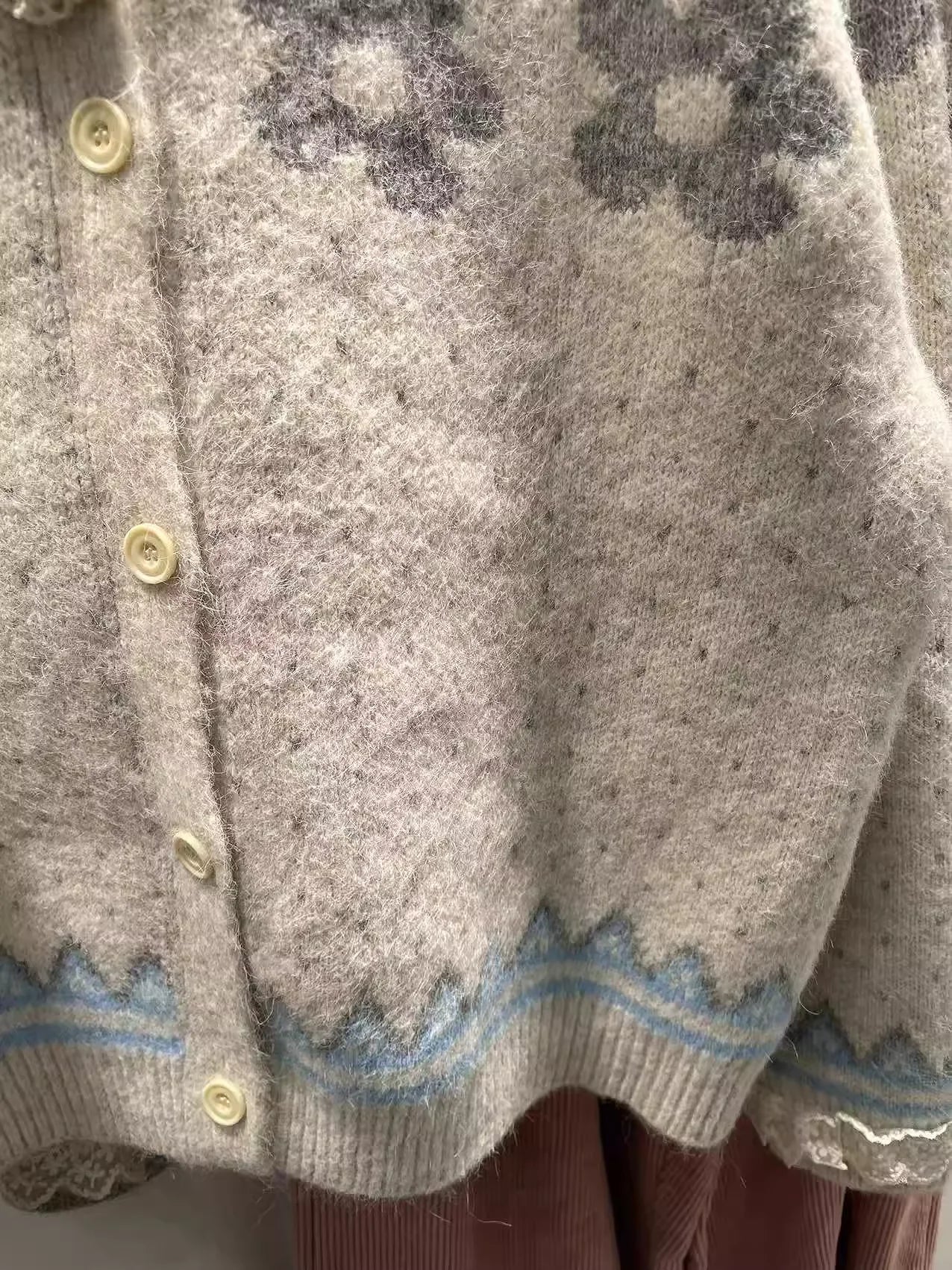 CARDIGAN BORELA