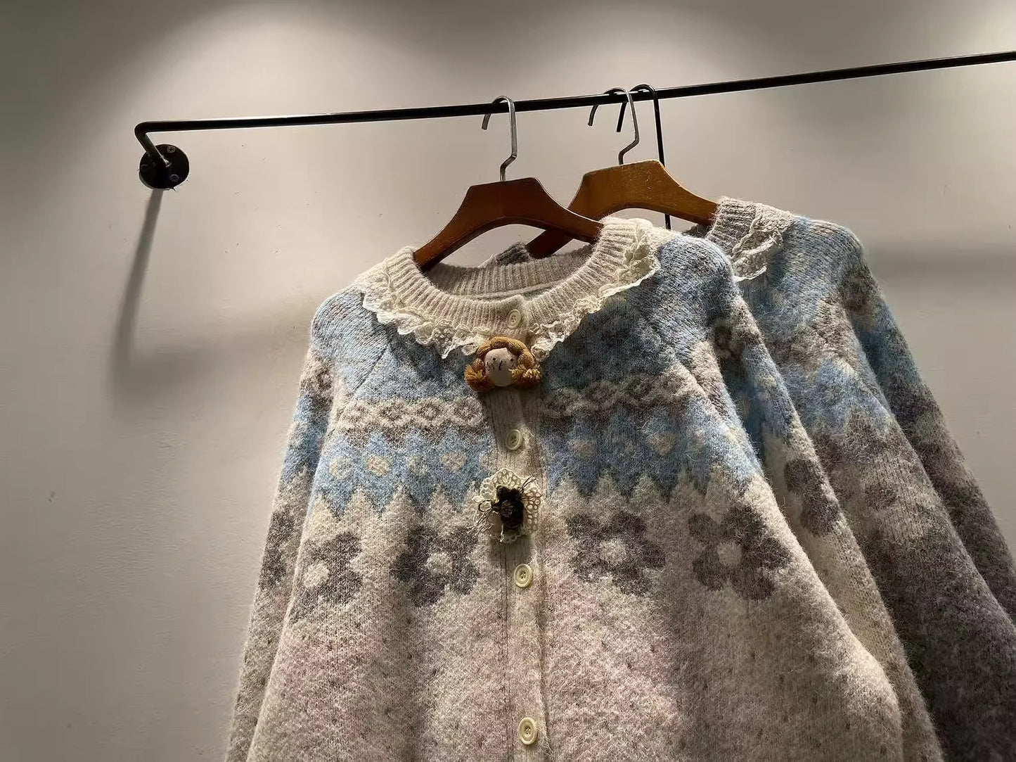 CARDIGAN BORELA