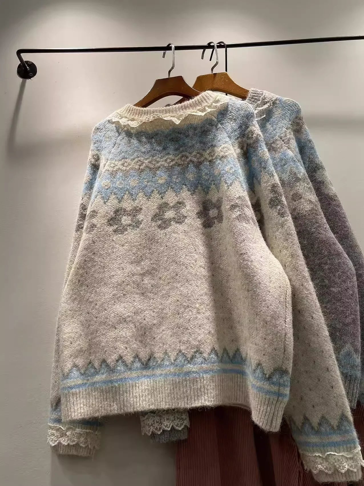 CARDIGAN BORELA