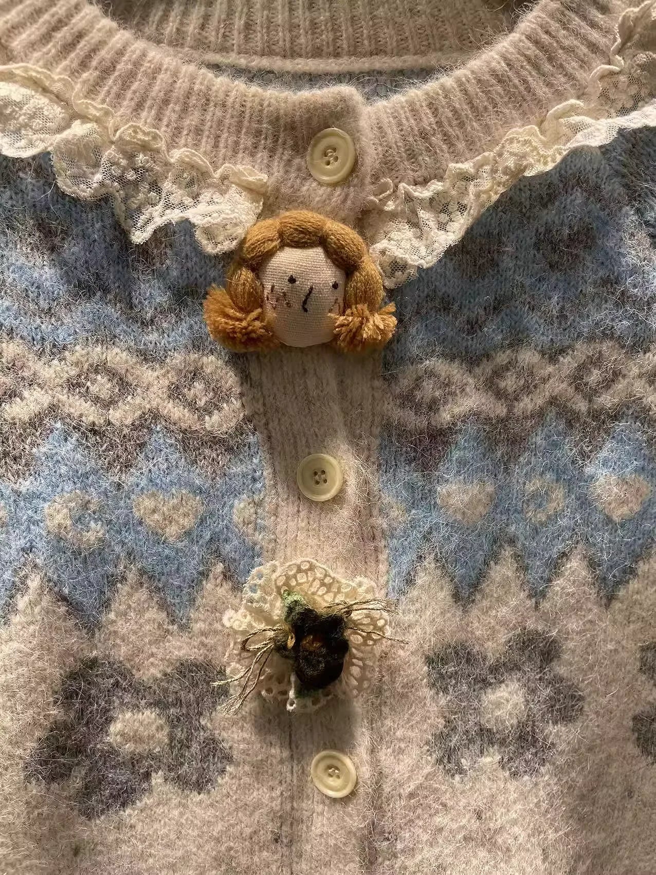 CARDIGAN BORELA